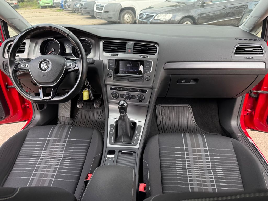 Volkswagen Golf VII Lounge BMT - Clim auto - Shz - Pc - 86ch - 121000 km - 03/2015