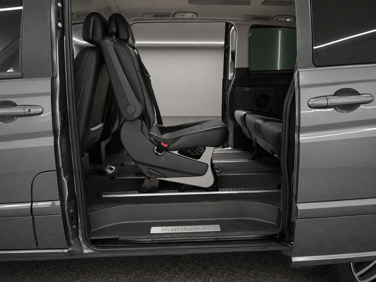 Mercedes Benz Kompact 224Ch V6 7Places