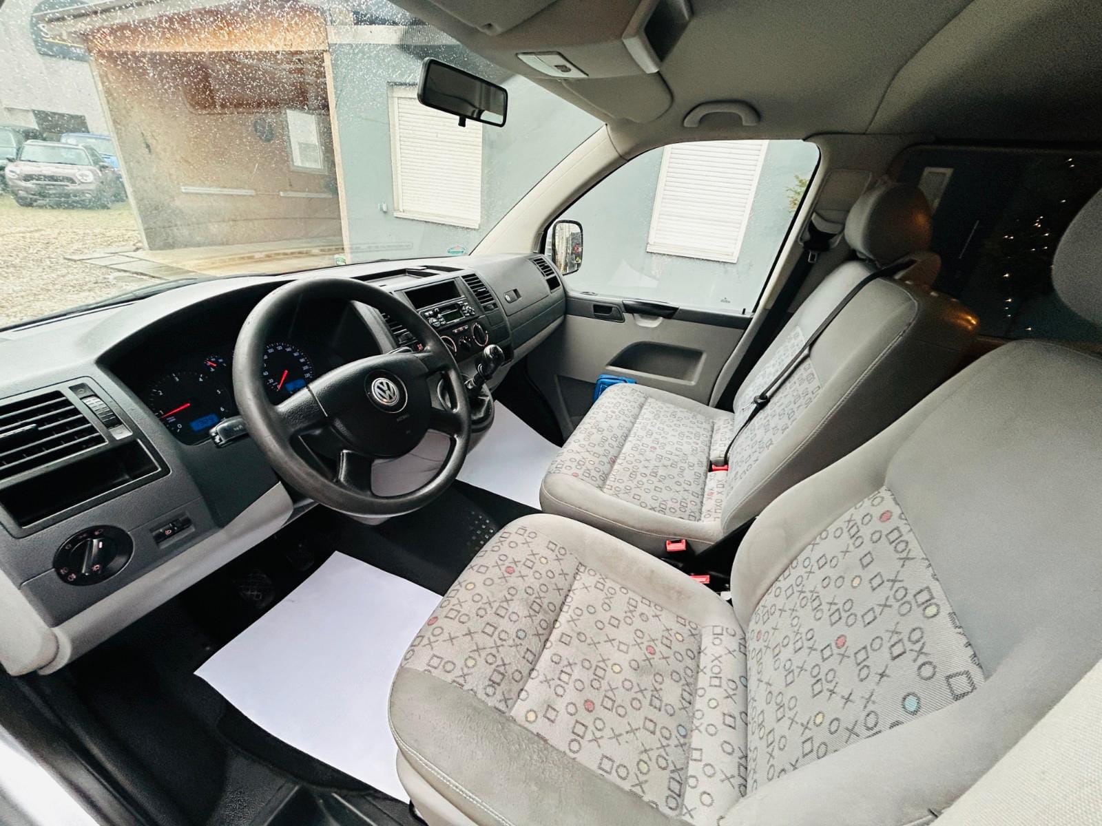 Volkswagen T5 Caravelle 9 Places 