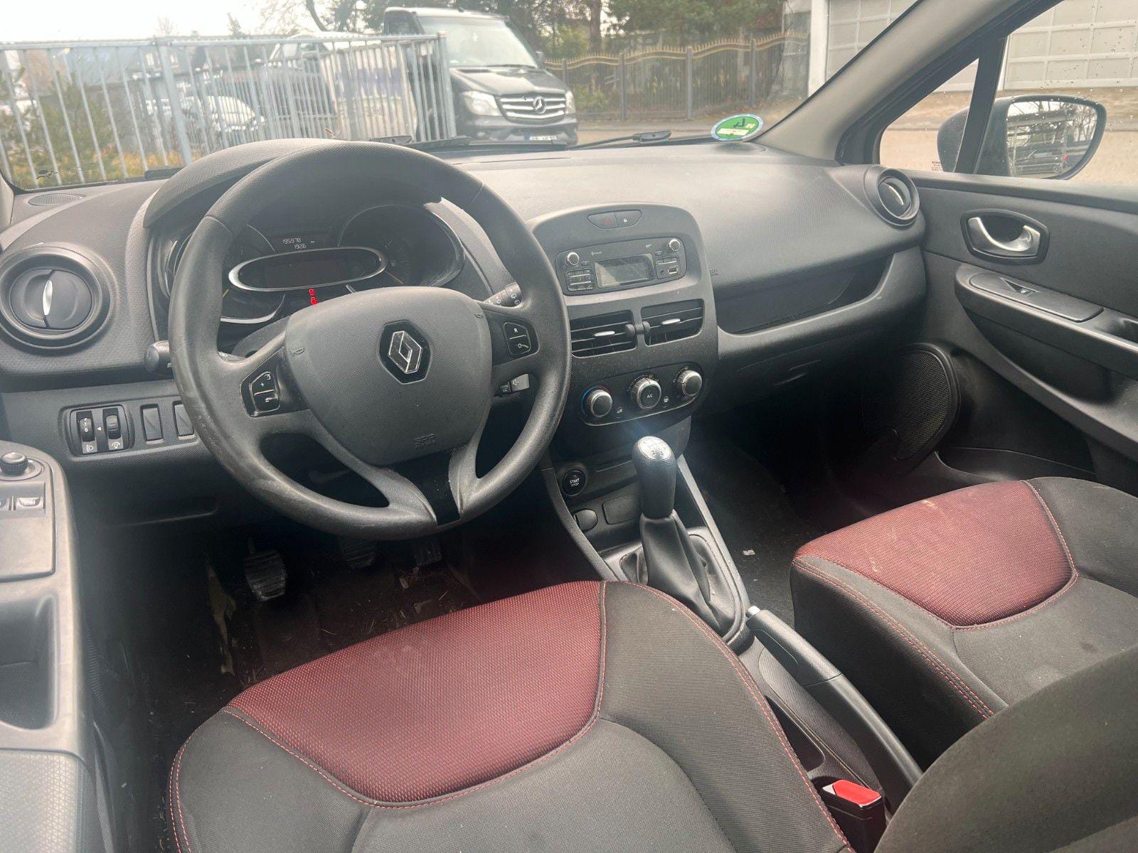 Renault Clio IV Annee 2015 75Ch Essence