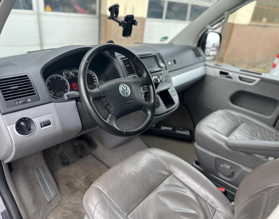 VW T5 Multivan 4MOTION Panorama 