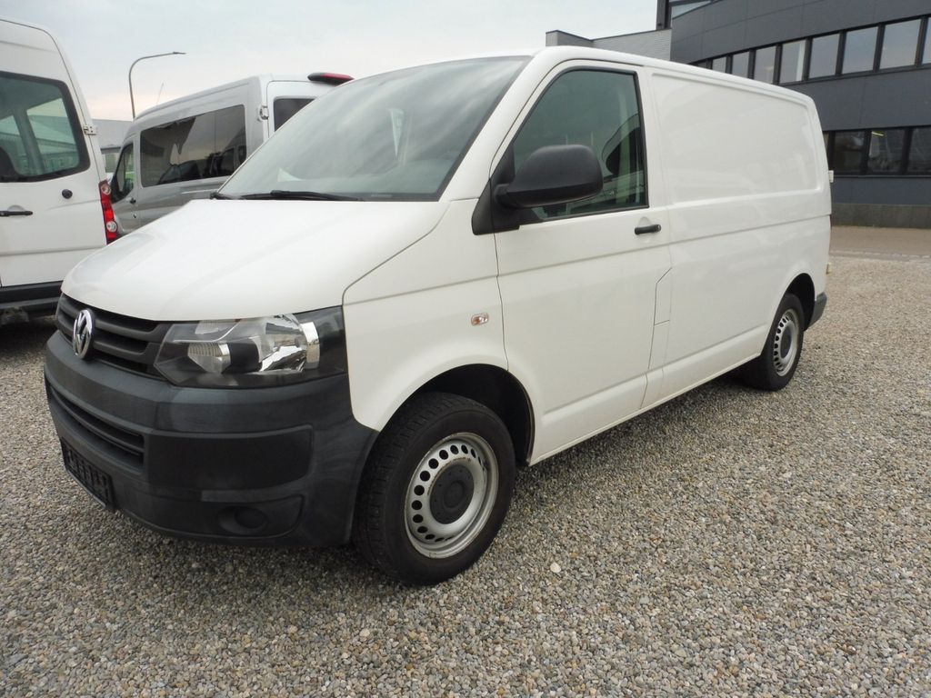 Volkswagen T5 Transporter Kombi